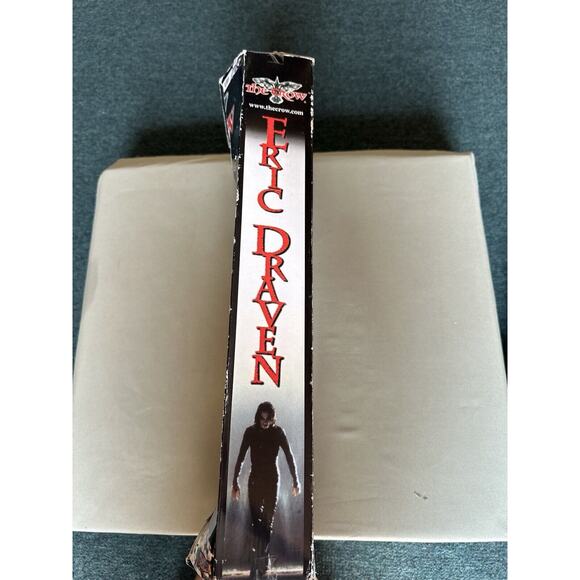 The Crow Eric Draven 18" Talking Doll Spencer Gifts Limited Edition #04158 - Picture 8 of 11